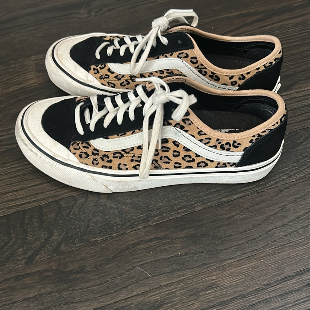 Leopard VANS - Picture 2 of 3